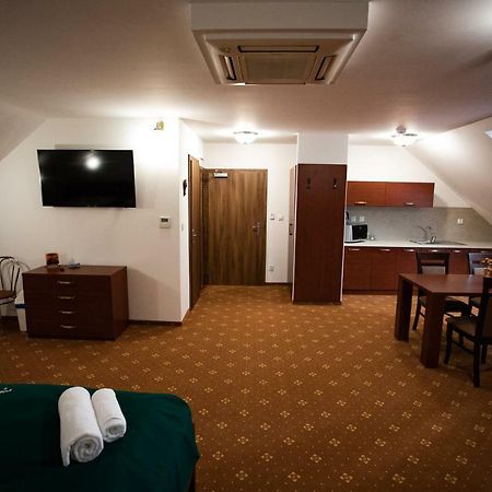 Penzión Poľovník Moldava nad Bodvou Exterior foto