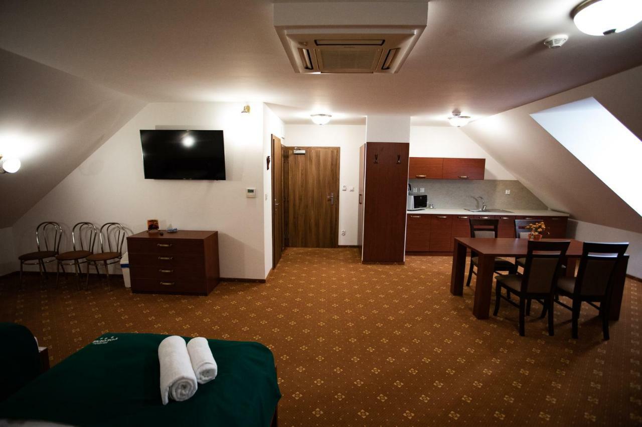 Penzión Poľovník Moldava nad Bodvou Exterior foto